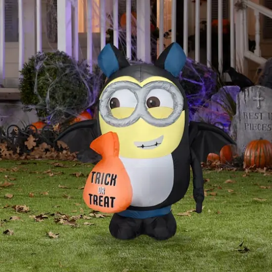 Airblown&reg; 3.5ft. Inflatable Dave in Bat Costume Halloween Decoration {3}