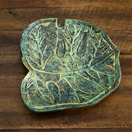 10" Green Leaf Shaped Decorative Accent Tray {8}