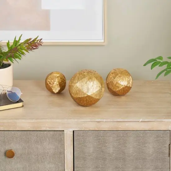 Gold Decorative Orbs & Vase Filler Set {9}