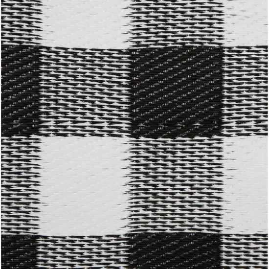 DII&reg; Black & White Buffalo Check Outdoor Rug, 5ft. x 8ft. {4}