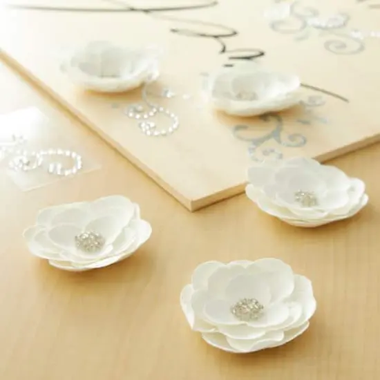 White Mulberry Flower Embellishments by Recollections&trade; Signature&trade; {3}
