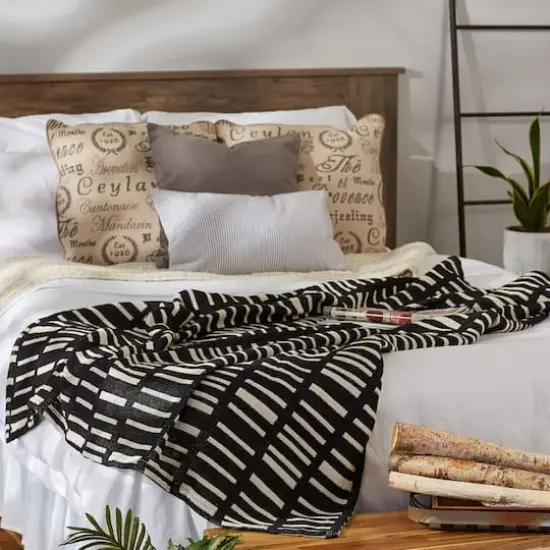 DII&reg; Black Urban Jacquard Throw {6}