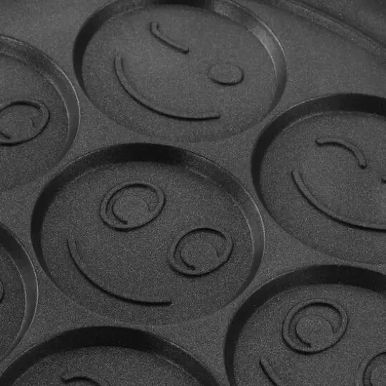 MegaChef 10.5" Happy Face Emoji Aluminum Nonstick Pancake Maker Pan with Cool Touch Handle {5}