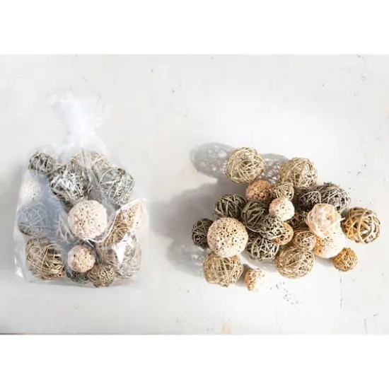 Hello Honey&reg; Gold & Natural Brown Dried Ball Mix D&eacute;cor with Glitter {3}