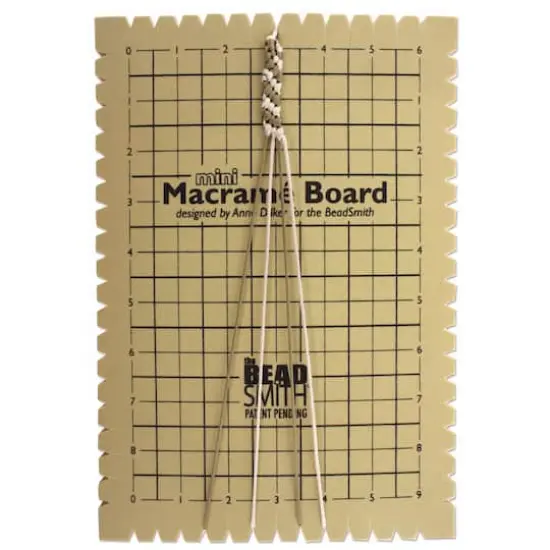 The Beadsmith&reg; Mini Macram&eacute; Board {3}