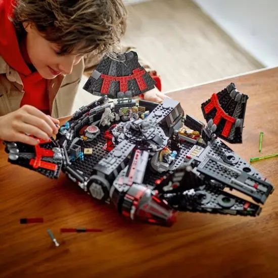 LEGO&reg; Star Wars&trade; The Dark Falcon Buildable Toy Vehicle 75389 {6}