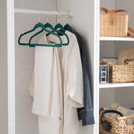 Simplify Slim Velvet Gold Hook Hangers, 25ct. Emerald {4}