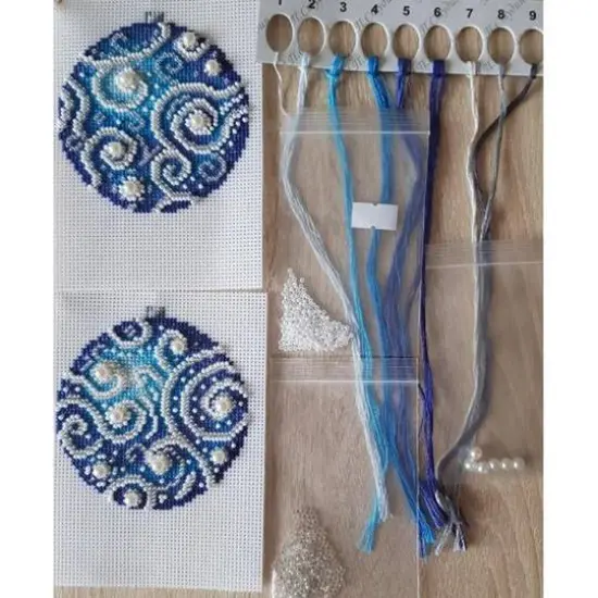 MP Studia Christmas Tree Ornament Plastic Canvas Counted Cross Stitch Kit {6}