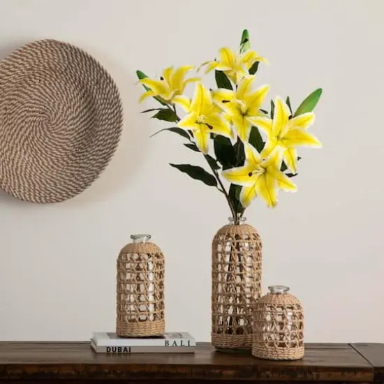 31" Yellow Lily Flower Stems, 3ct. {3}