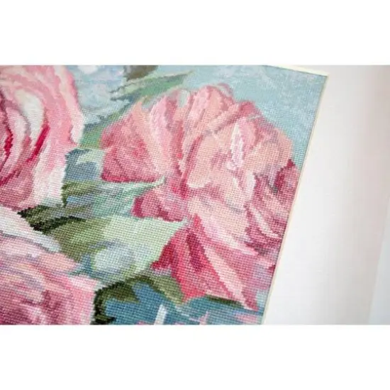 Letistitch Pale Pink Roses Counted Cross Stitch Kit {3}