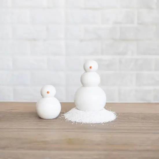 Hello Honey&reg; 5" White Stoneware Snowman D&eacute;cor {3}