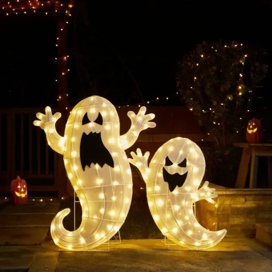 Glitzhome&reg; Set of 2 Lighted Halloween 2.5D Ghosts Family Outdoor Decor {5}