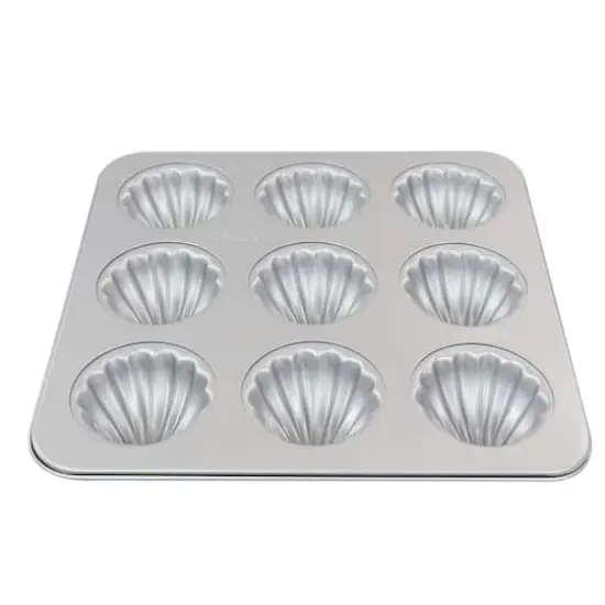 Martha Stewart 11" 9-Cup Carbon Steel Madeline Pan {1}