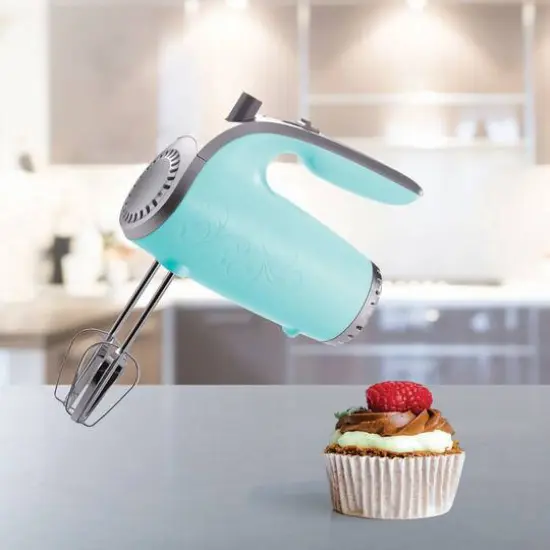 Brentwood Lightweight 5-Speed Electric Hand Mixer {13}