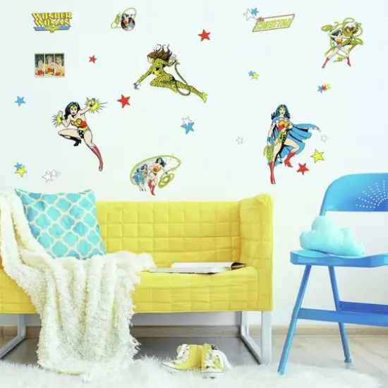 RoomMates Wonder Woman Peel & Stick Wall Decals {3}