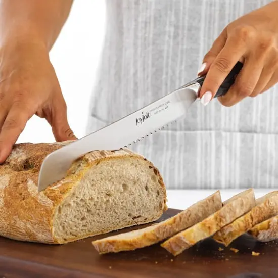 JoyJolt&reg; 8" High Carbon Steel Bread Knife {3}