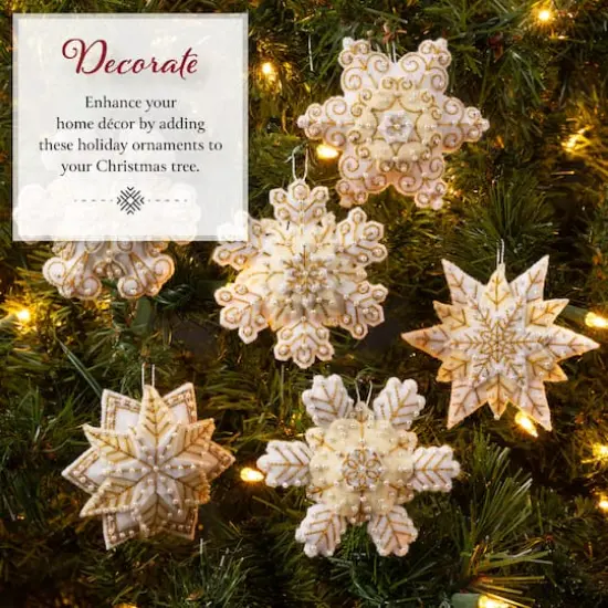 Bucilla&reg; Pearl Snowflakes Felt Ornament Kit {4}