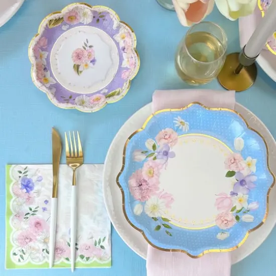 Kate Aspen&reg; 7" Vintage Floral Tea Party Paper Plates, 16ct. {4}