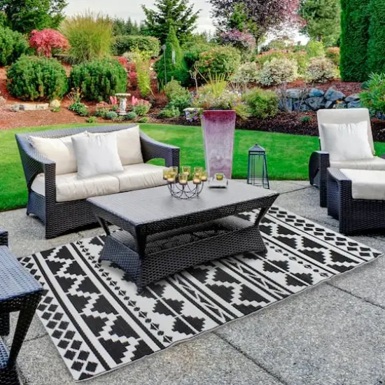 Black & White Aztec Design Rectangular Outdoor Area Rug, 4ft. x 6ft. {3}