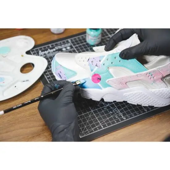 Angelus&reg; Artist Cutting Mat, 12" x 18" {3}