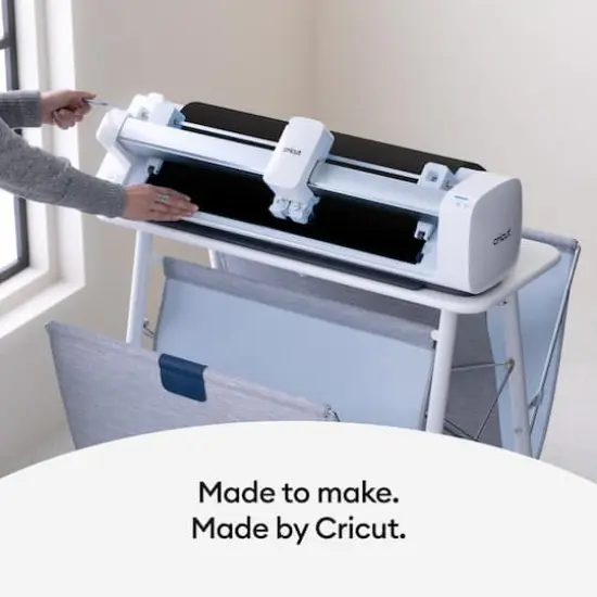 Cricut&reg; Smart Iron-On&trade; Roll, 25" x 12ft. Red {6}