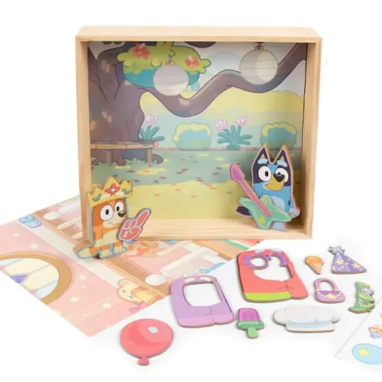 Bluey Magnetic Wooden Playhouse {4}