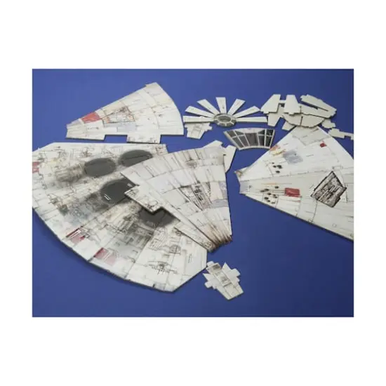 Star Wars - Millennium Falcon Paper Model Kit: 216 Pcs {5}