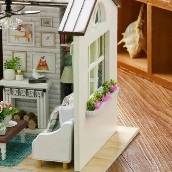 Wizardi Miniature Roombox Christmas Eve Dollhouse Kit {6}