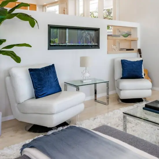 Simple Designs&trade; 18" White Pinching Crab Table Lamp with Light Beige Shade {6}