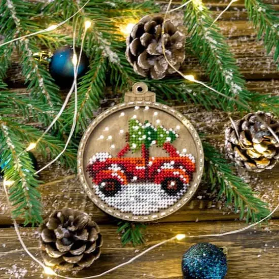 Wonderland Crafts Car with Christmas Tree Bead Embroidery on Wood Ornament Kit {3}