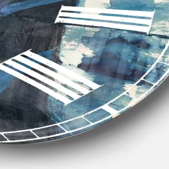 Designart 'Deep Woods Ii Indigo Traditional Wall Clock {5}