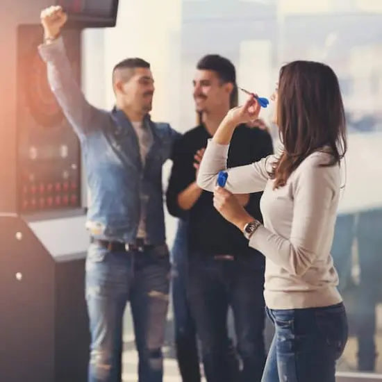 Toy Time 18" Tournament Size Dartboard {5}