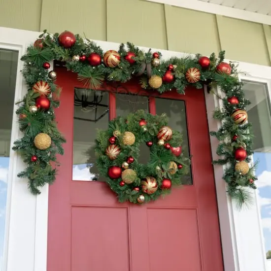 Village Lighting 24" Christmas Classic Wreath {3}