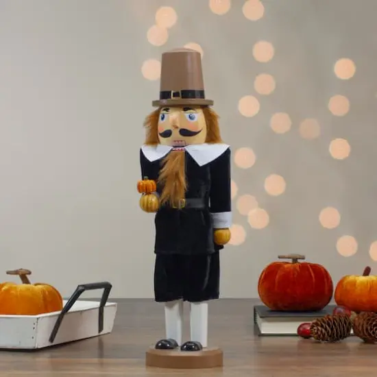 14" Wooden Pilgrim Fall Harvest Nutcracker {3}