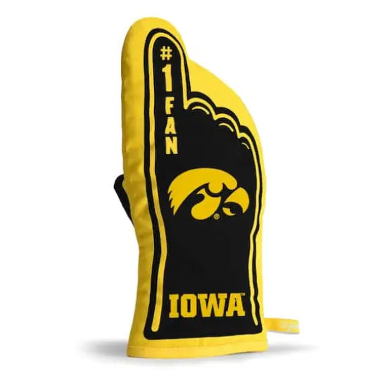 Quilted No.1 Oven Mitt Iowa Hawkeyes {4}