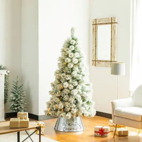 Glitzhome&reg; Silver 22" LED Merry Christmas Cutout Metal Tree Collar {6}