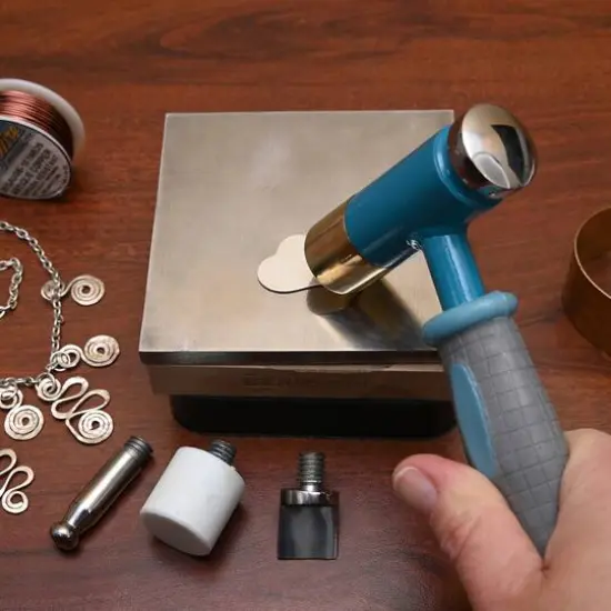 The Beadsmith&reg; Whammer Deluxe with Four Interchangeable Heads {5}