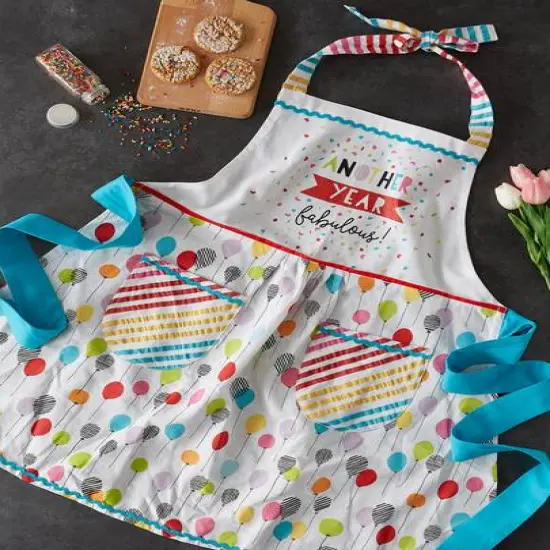 DII&reg; Another Year Printed Apron {11}