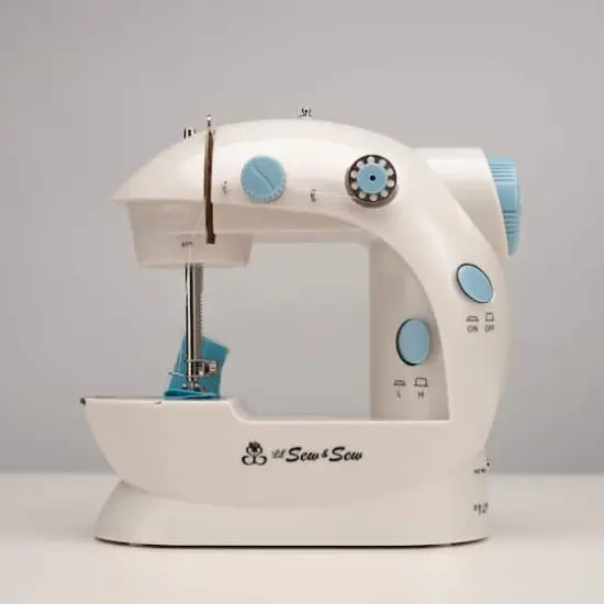 LSS-202 2-Speed Portable Sewing Machine {6}