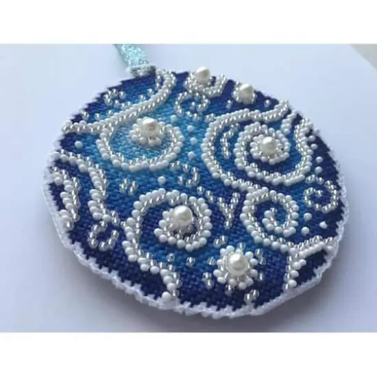 MP Studia Christmas Tree Ornament Plastic Canvas Counted Cross Stitch Kit {1}