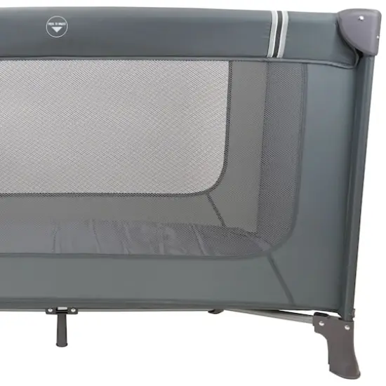 509 Crew Travel Bed & Kid's Play Center {4}