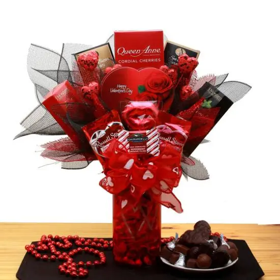 You're My Hearts Desire Chocolate Valentine Bouquet {1}