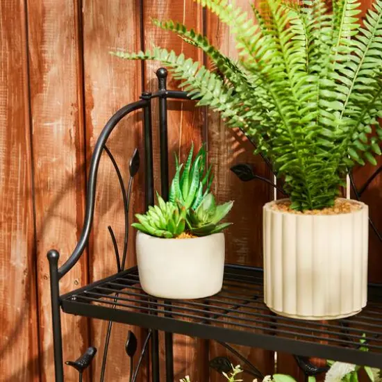 Glitzhome&reg; 4ft. Metal 4-Tiered Rectangular Shelf Stand Black {7}