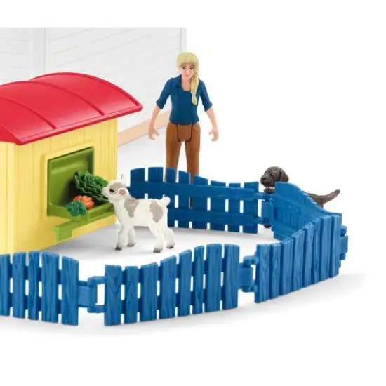 Schleich Farm World Pet Hotel Animal Playset {6}