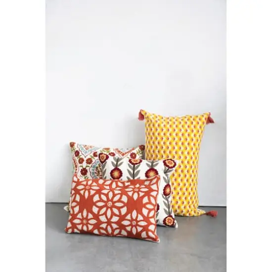 Hello Honey® Floral Pattern Cotton Slub Lumbar Pillow with Tassels {3}