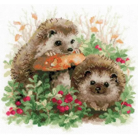 RIOLIS Hedgehogs In Lingonberries Counted Cross Stitch Kit {3}
