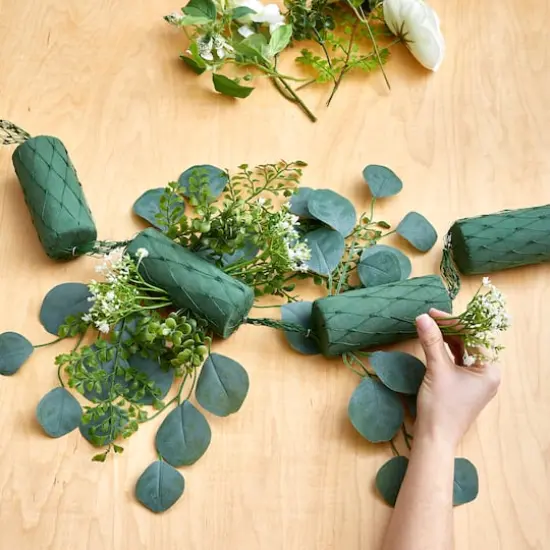 FloraCraft&reg; Easy Prō Floral Tools 4ft. Green Floral Garland with Artesia WetFōM {6}