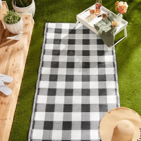 Black and White Buffalo Check Outdoor Floor Runner 3ft. x 6ft. {5}