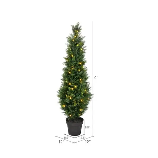 4ft. Pre-Lit Potted Cedar Tree {4}