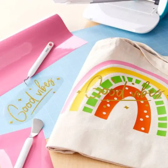 Cricut&reg; 12" x 24" Iron-On Pink {7}